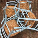 Set of 4 wooden chairs