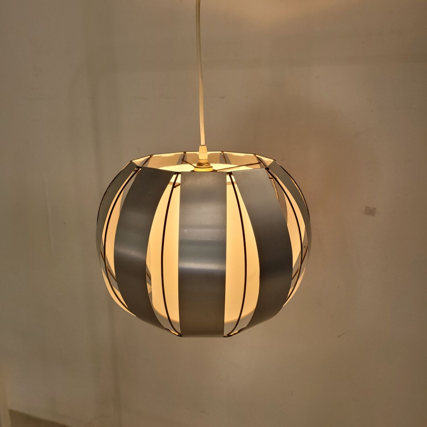 Space age suspension in stainless steel Max Sauze year 70