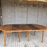 Old extendable table