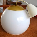 White opaline suspension and gilded brass from the 1960s.