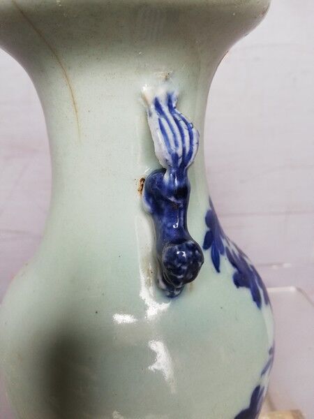 Vase celadon enamel white and blue chinese porcelain 19th
