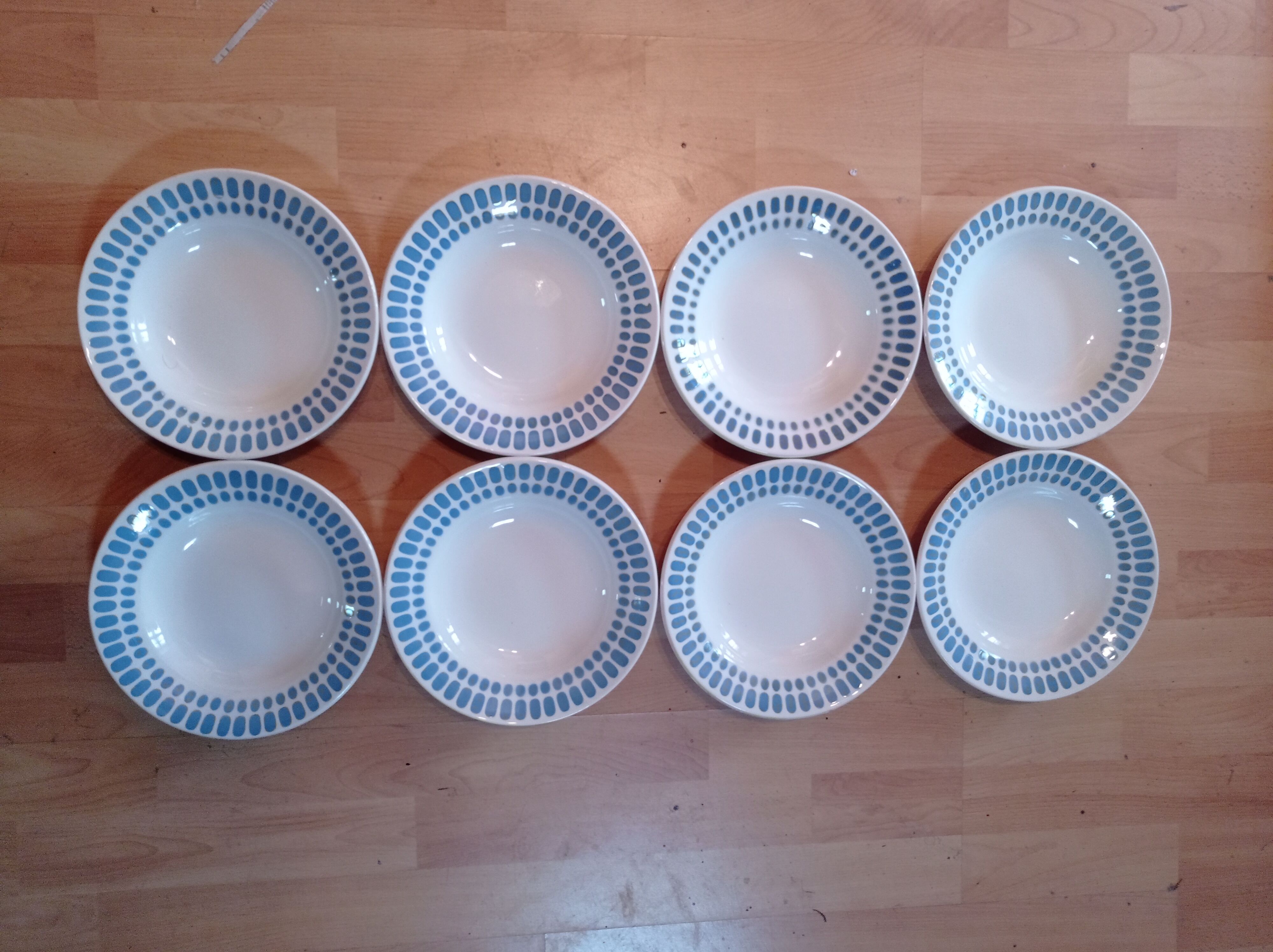 8 hollow plates Digoin Sarreguemines "Tartan"