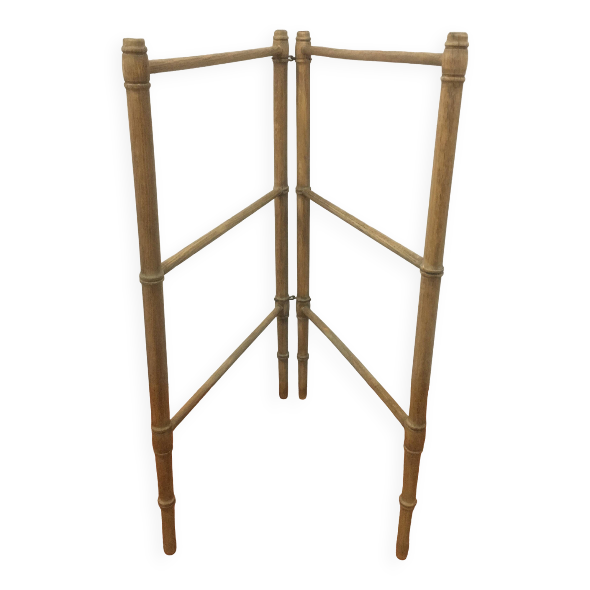 Wooden towel rack