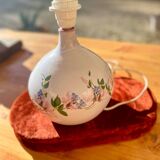 Flowery ceramic lamp