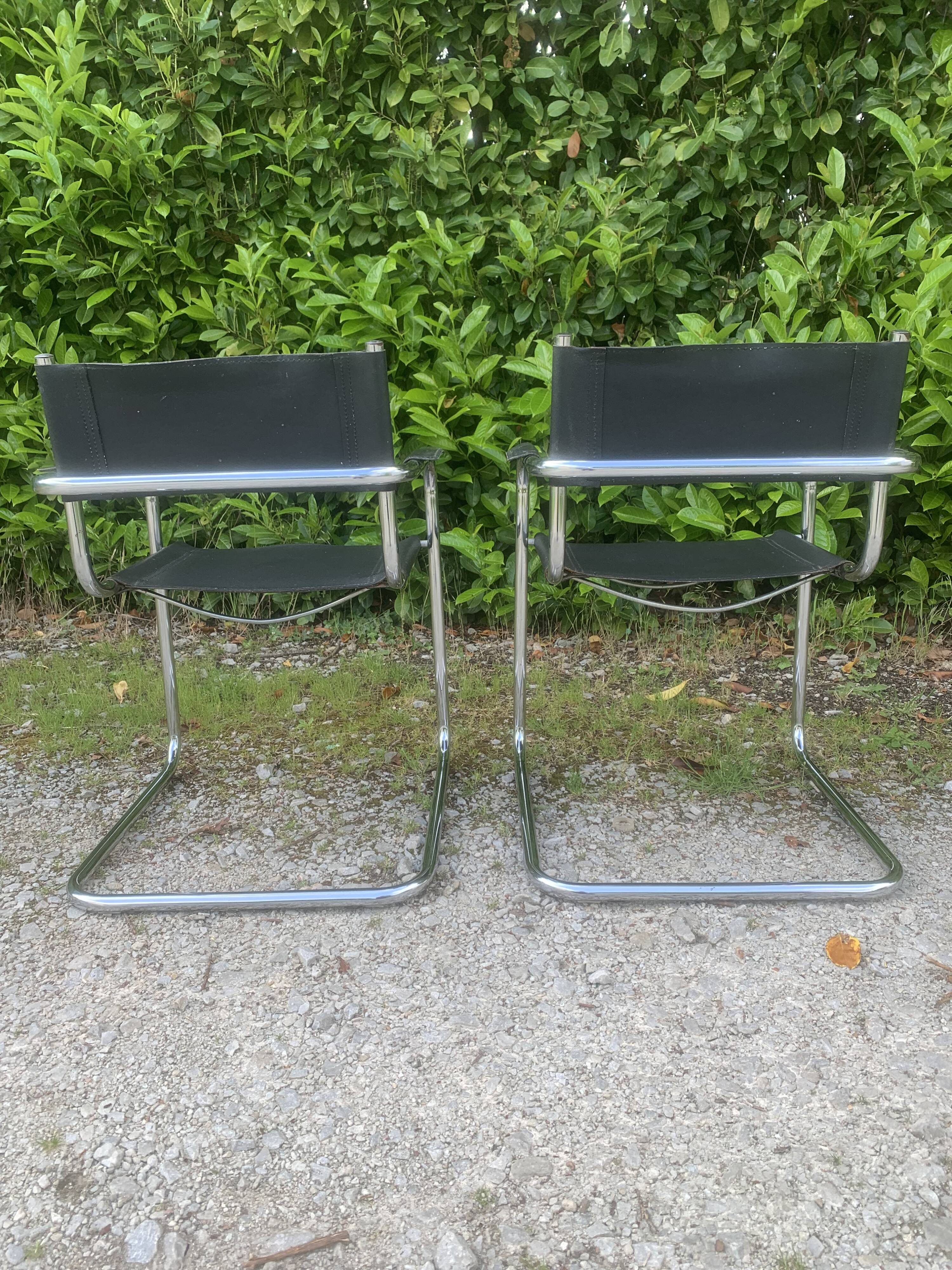 Paire de fauteuils style matteo Grassi MG5