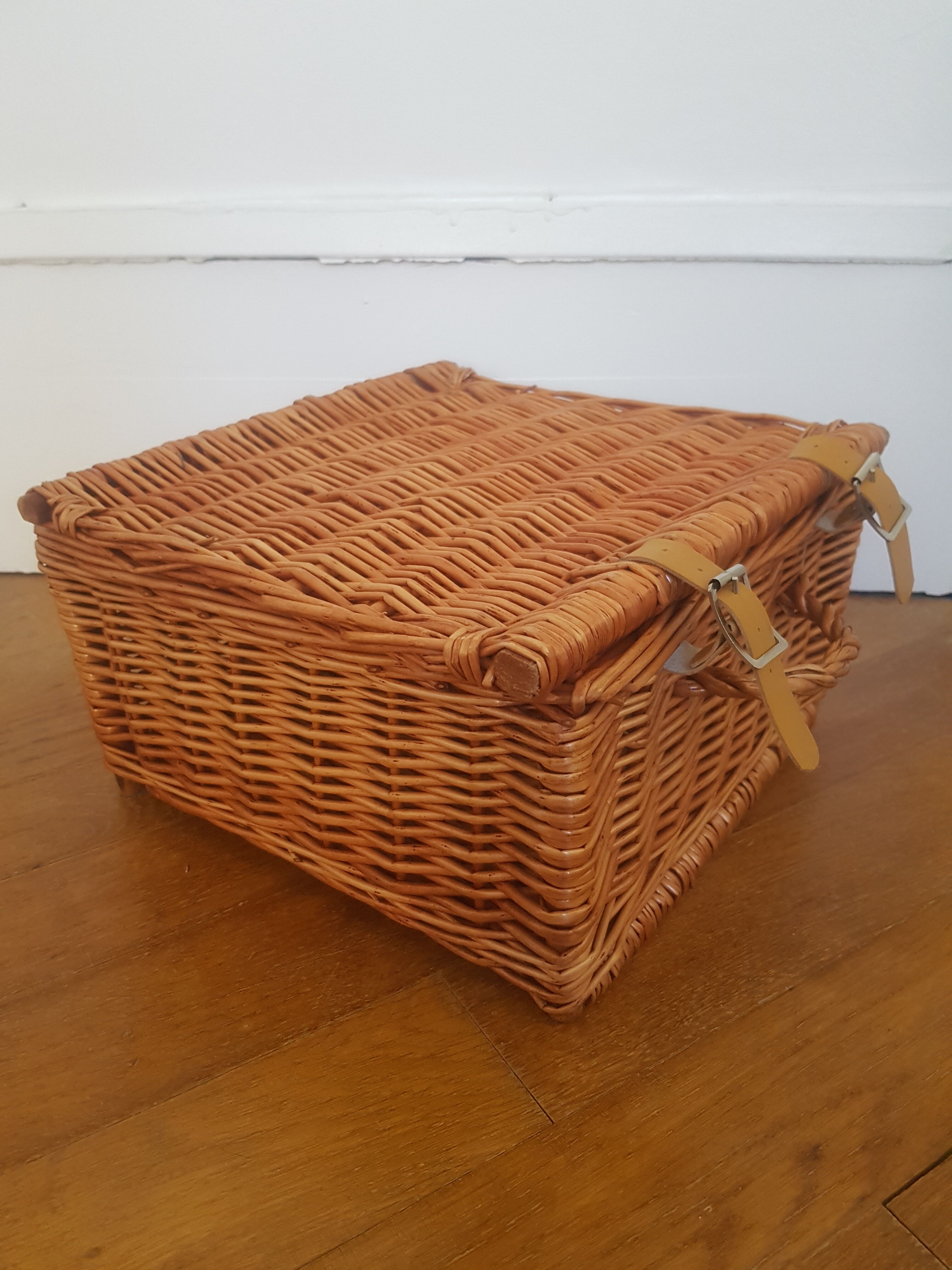 Wicker basket
