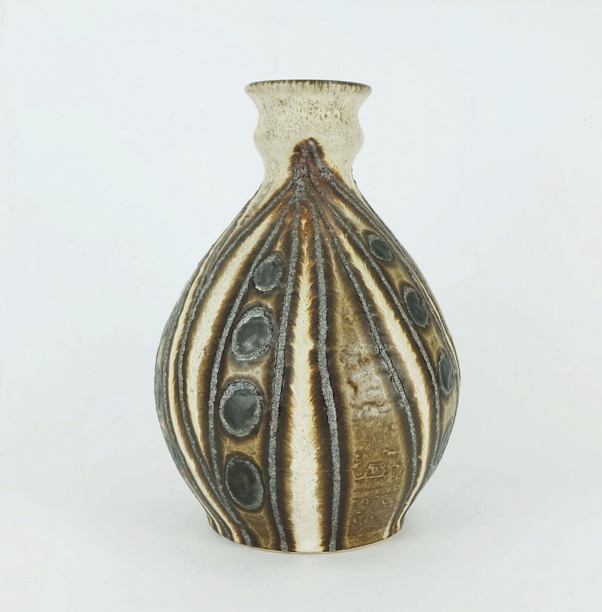 Vase mid century bay keramik model fat lava circle and wave pattern 1970s