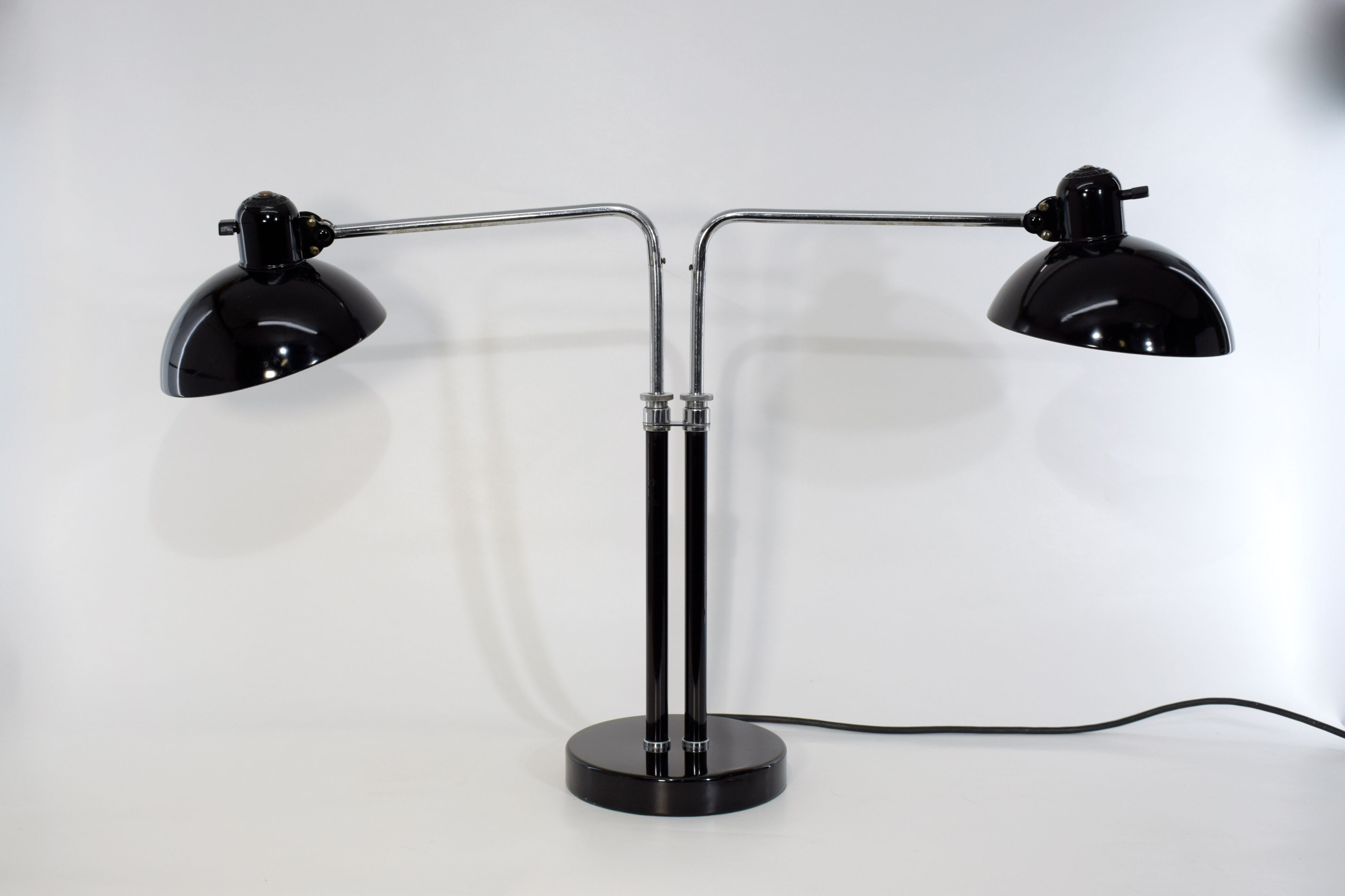 Double desk lamp, Bauhaus, by Christian Dell, model 6660 Super, original edition Kaiser Idel