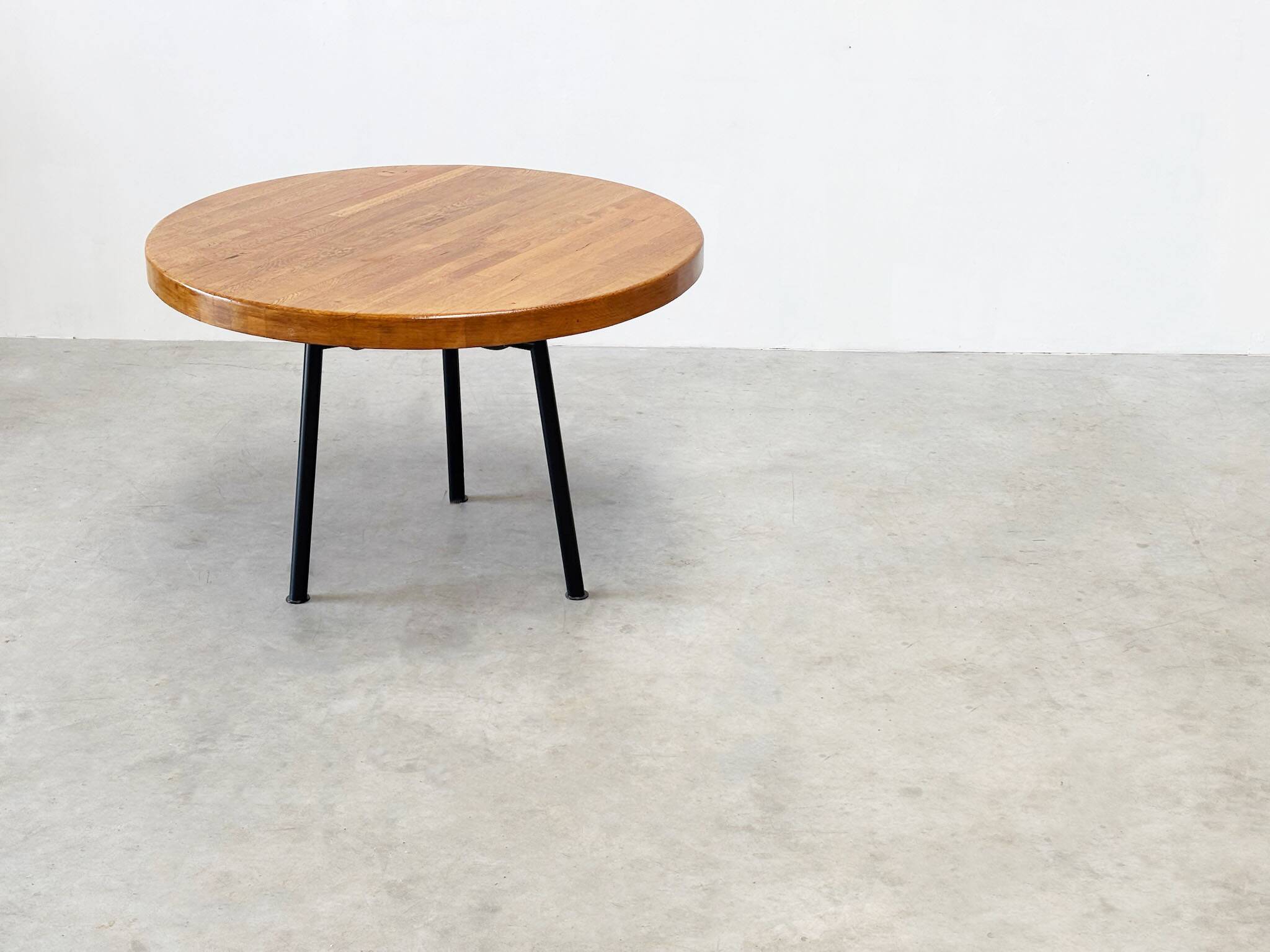 Industrial French round dining table with oak top