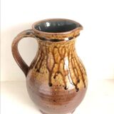 Drip sandstone broc