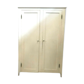 Armoire de rangement en sapin massif patiné XX siècle
