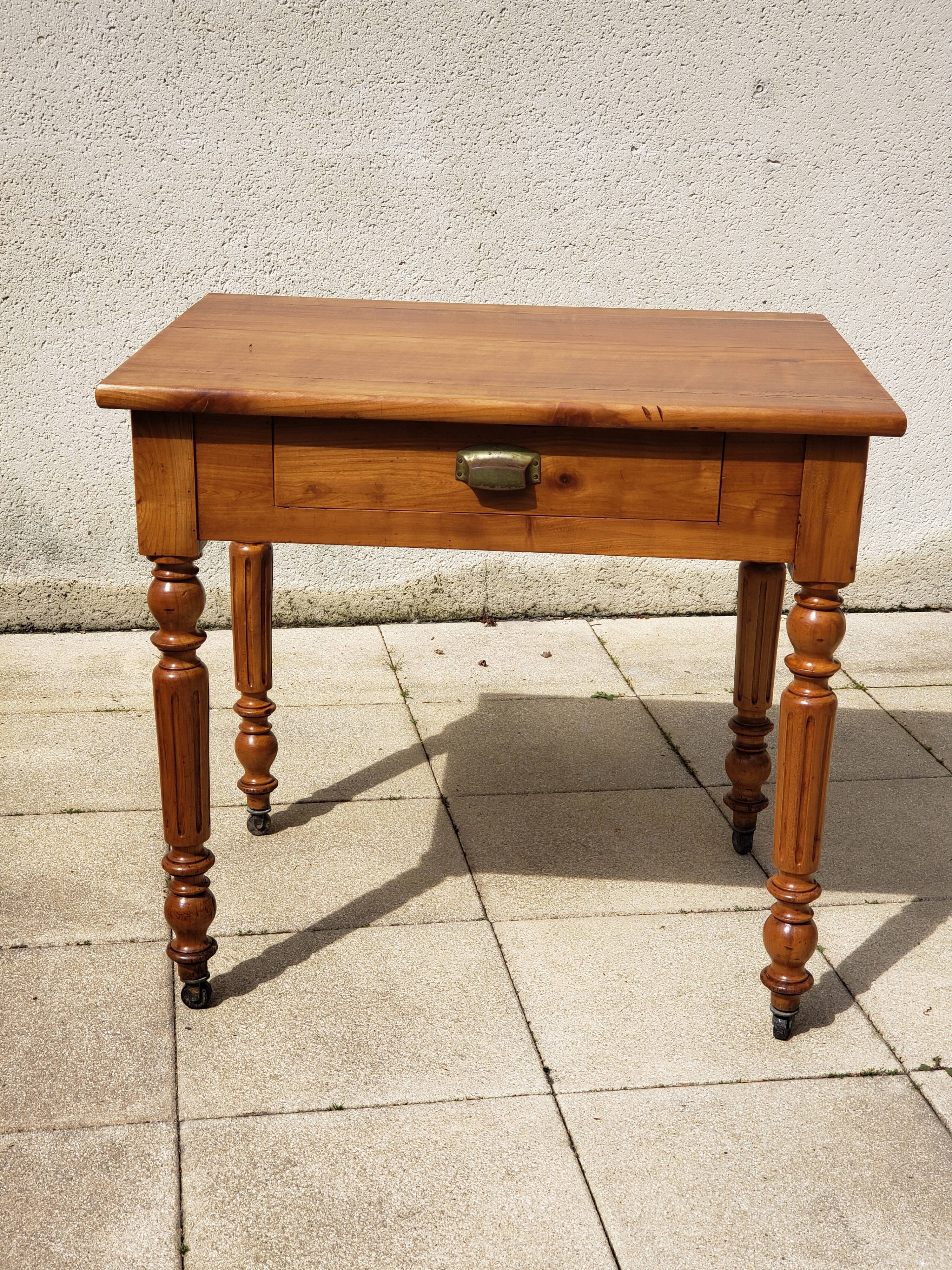 Side table or small desk with chair