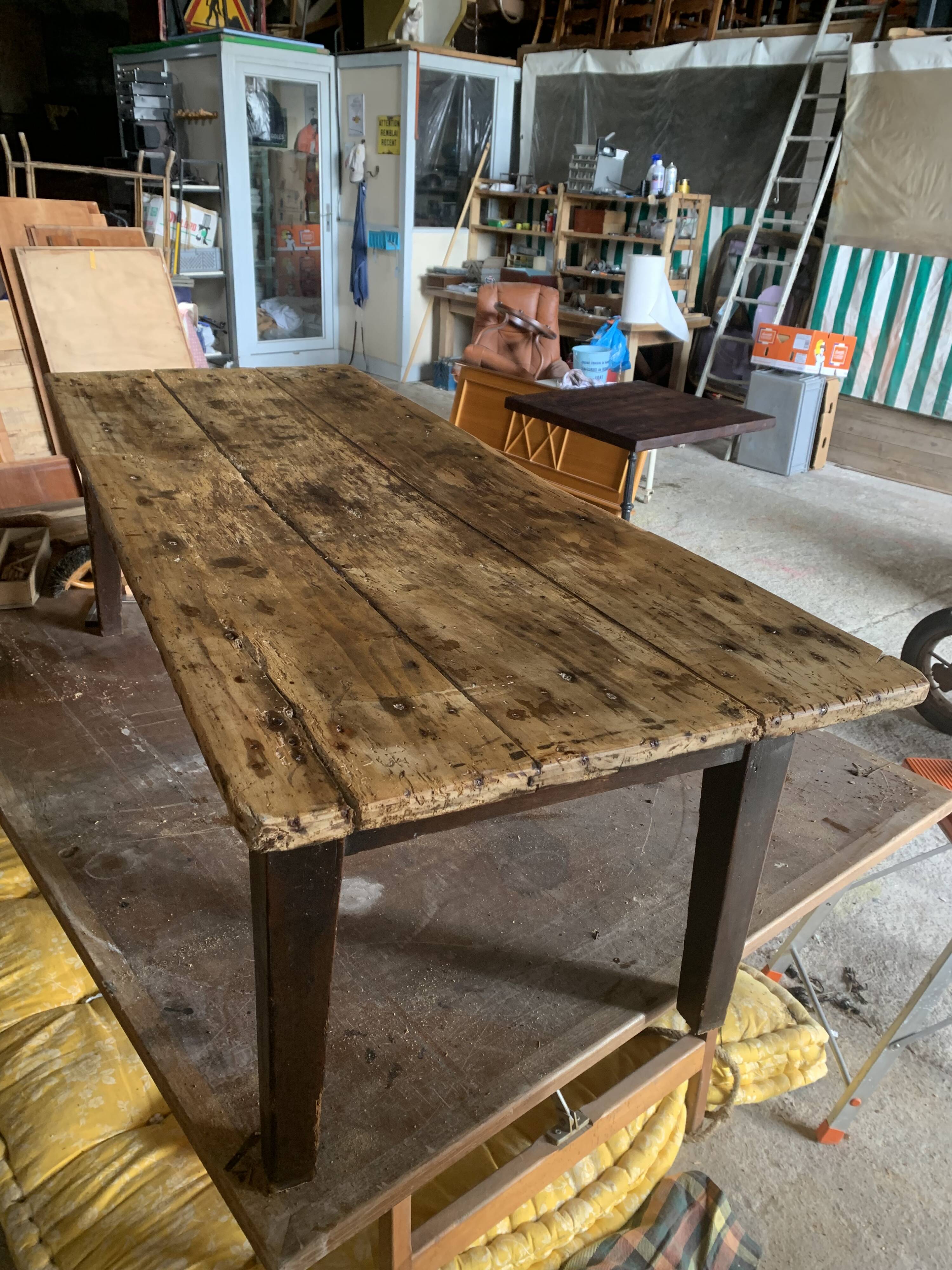 Countryside coffee table