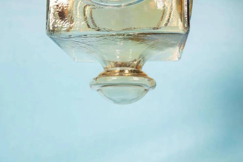 Japandi suspended glass lamp, vintage cubic bohemian glass lamp.