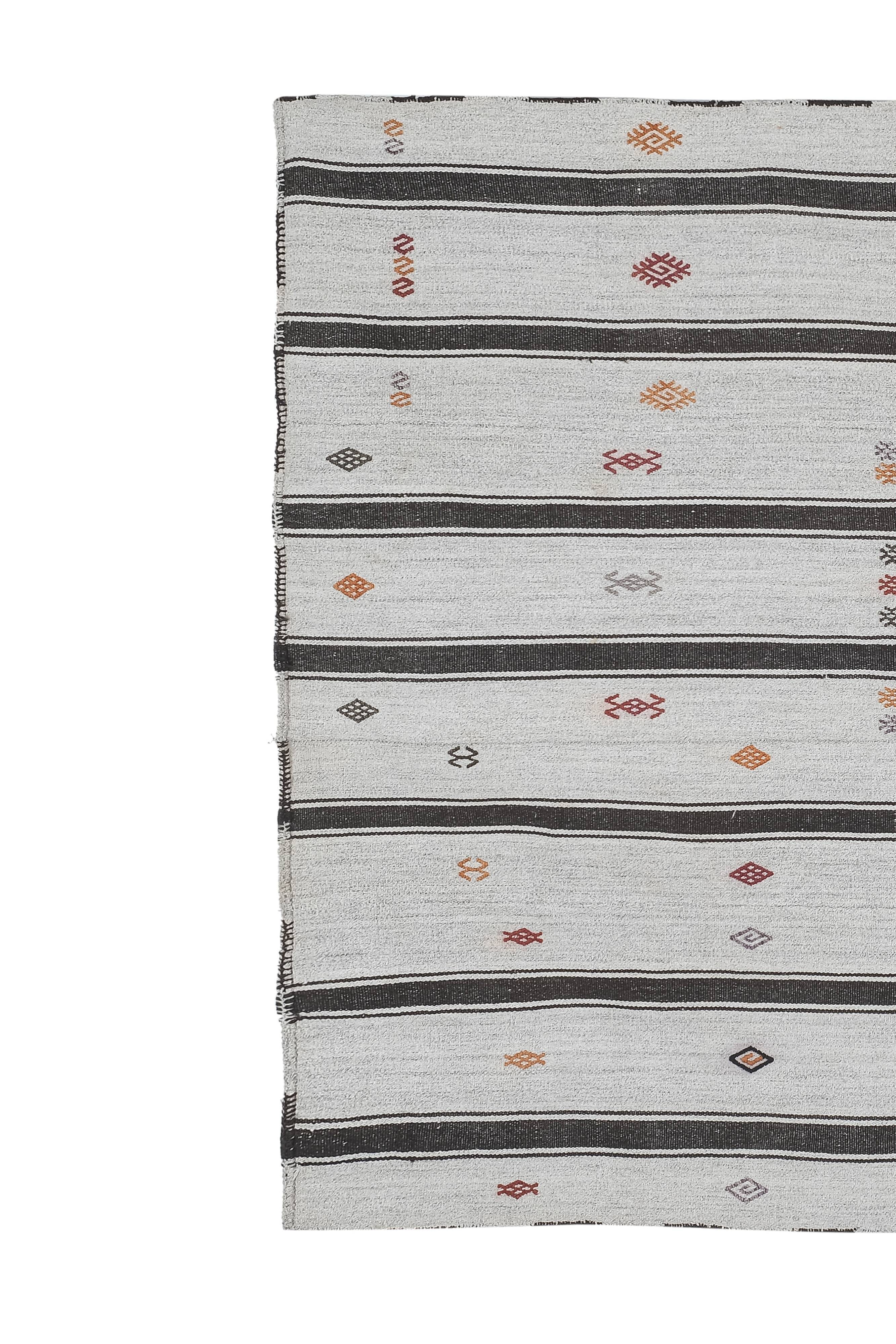 Vintage undyed wool goat hair turkish kilim rug 5' x 6'11''