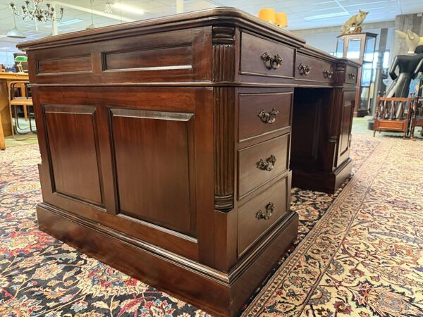 Bureau Partenaire Anglais Classique