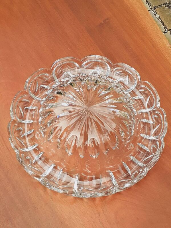 Coupe, Centre De Table En Cristal Taillé De Saint Louis
