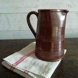 Water pitcher in Berry sandstone.