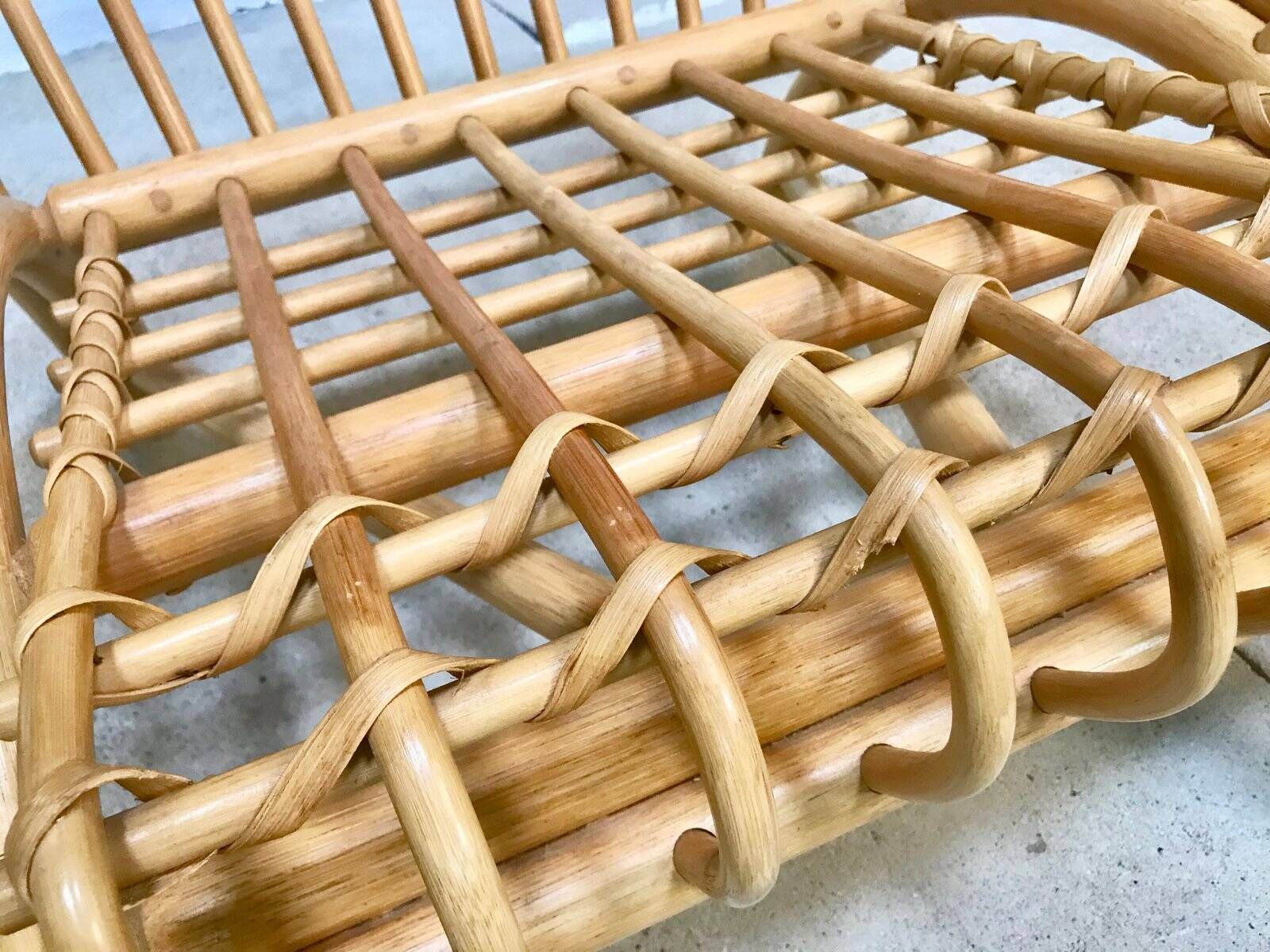 Handcrafted Bamboo lounge chair with leather lacings, Italy 1970s