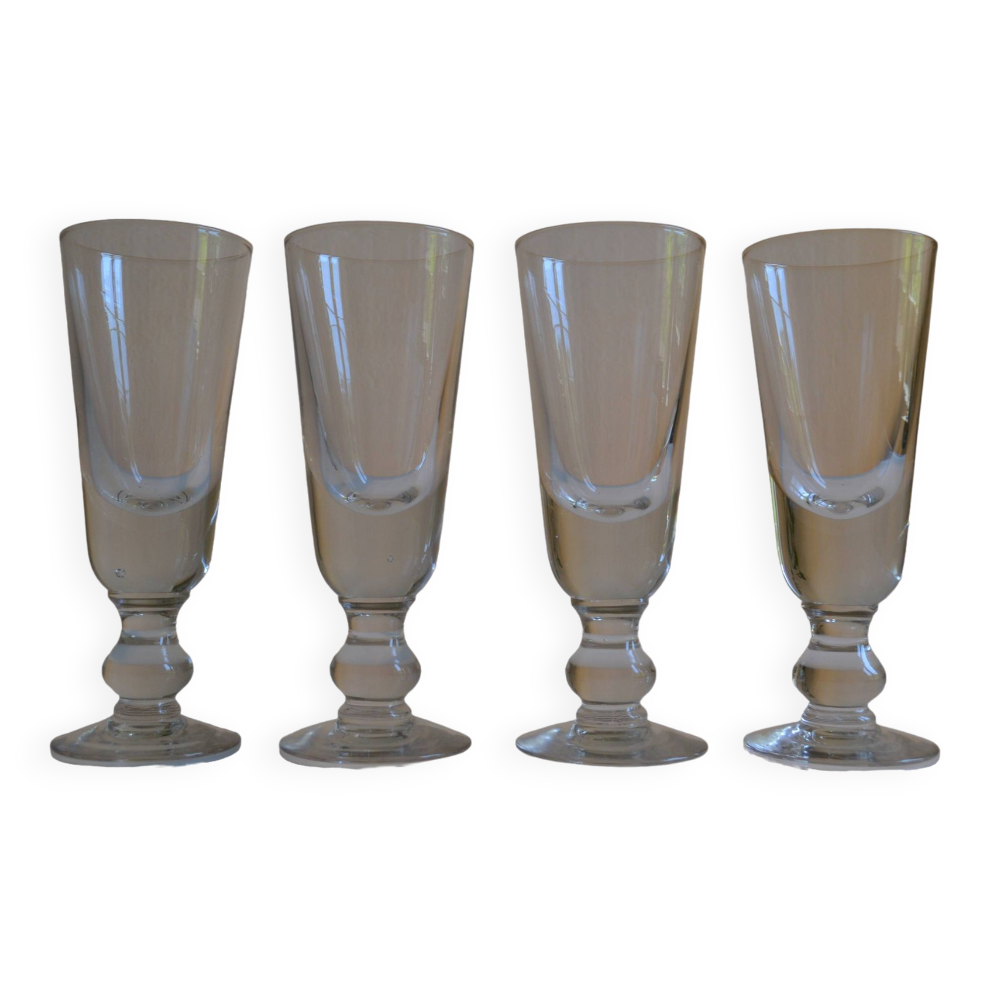 Série de 4 anciens verre verres à absinthe