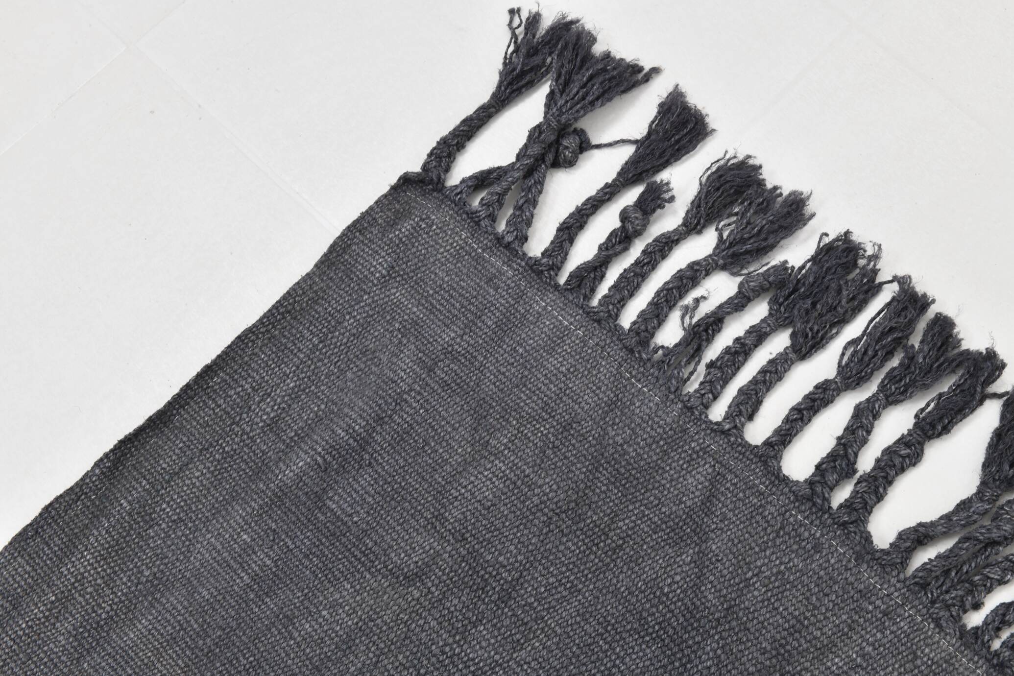 5x8 Anthracite Grey Handwoven Vintage Kilim Rug, 159x235 Cm