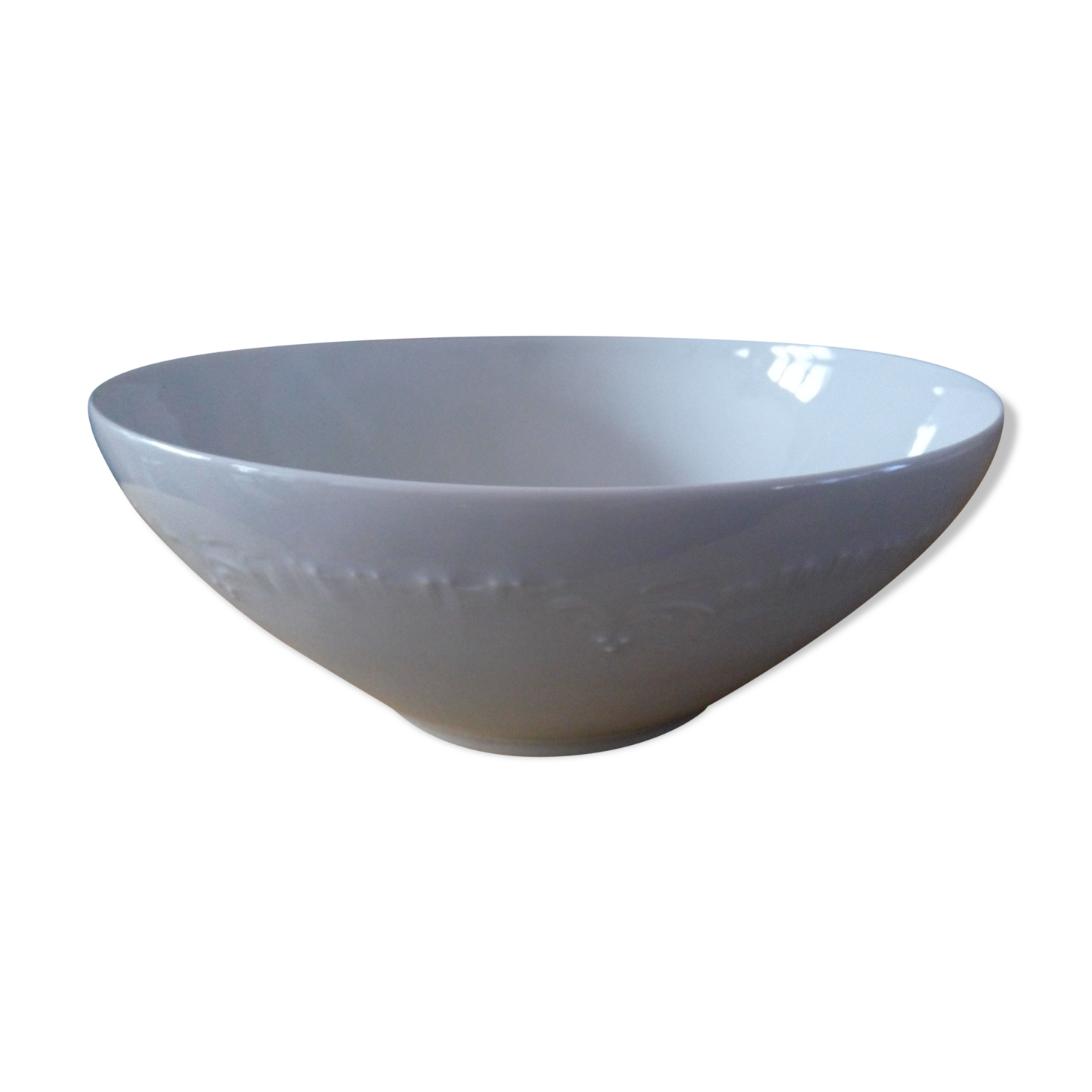 White porcelain salad bowl