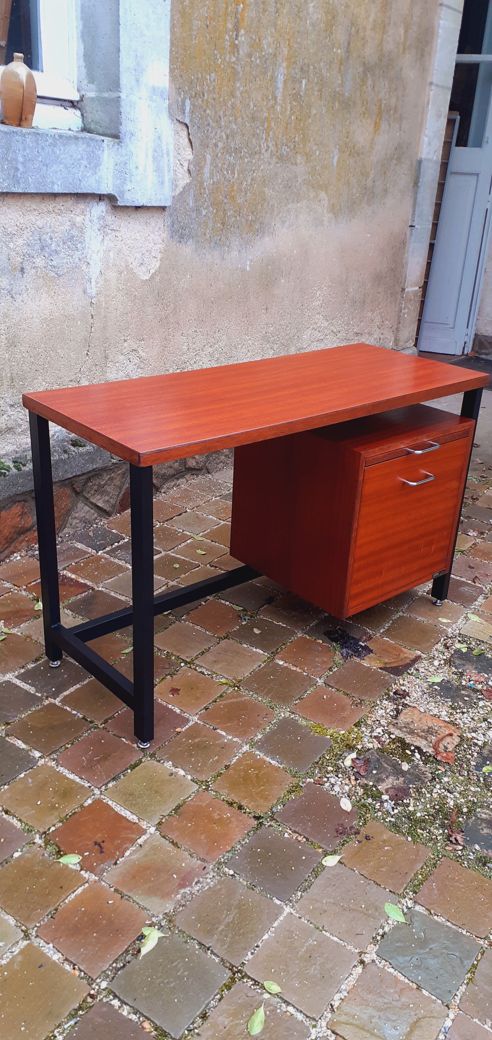 Desk year 60 Henri Balavoine