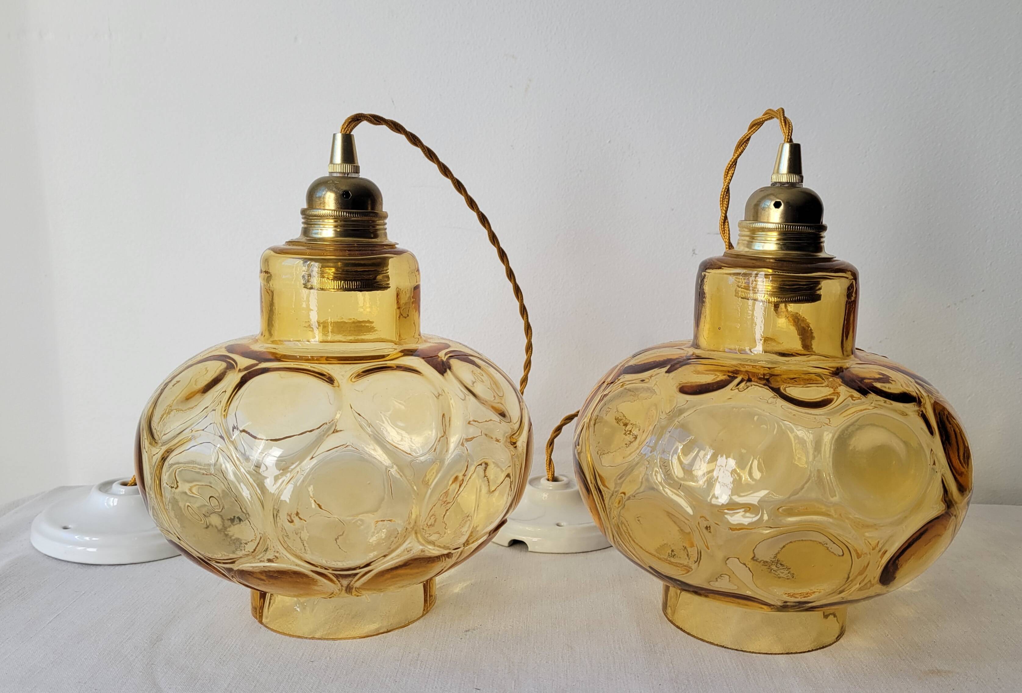 Amber faceted glass pendant light