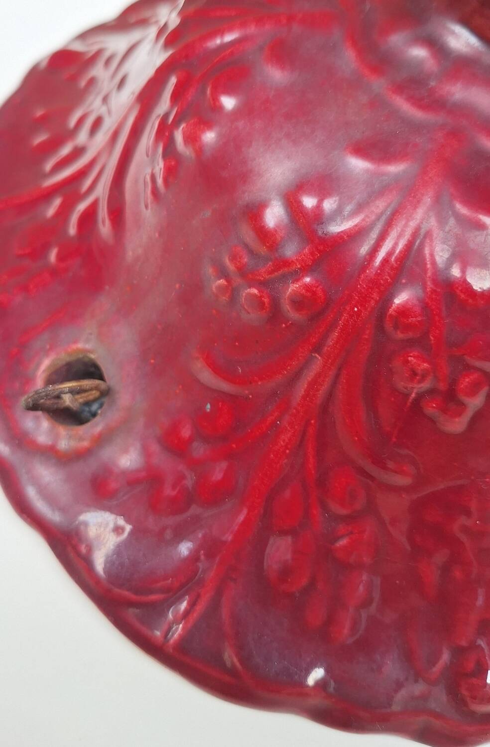 Hanging planter in red earthenware