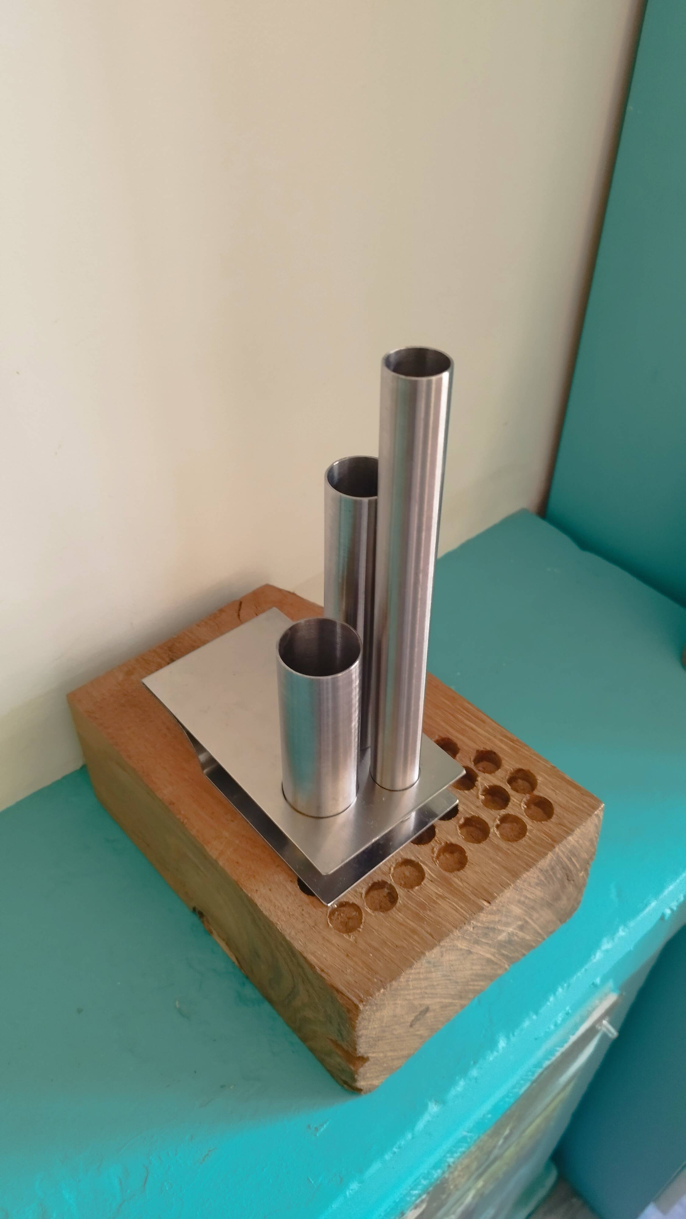 Soliflore, vase, en inox Letang Rémy, modèle rare