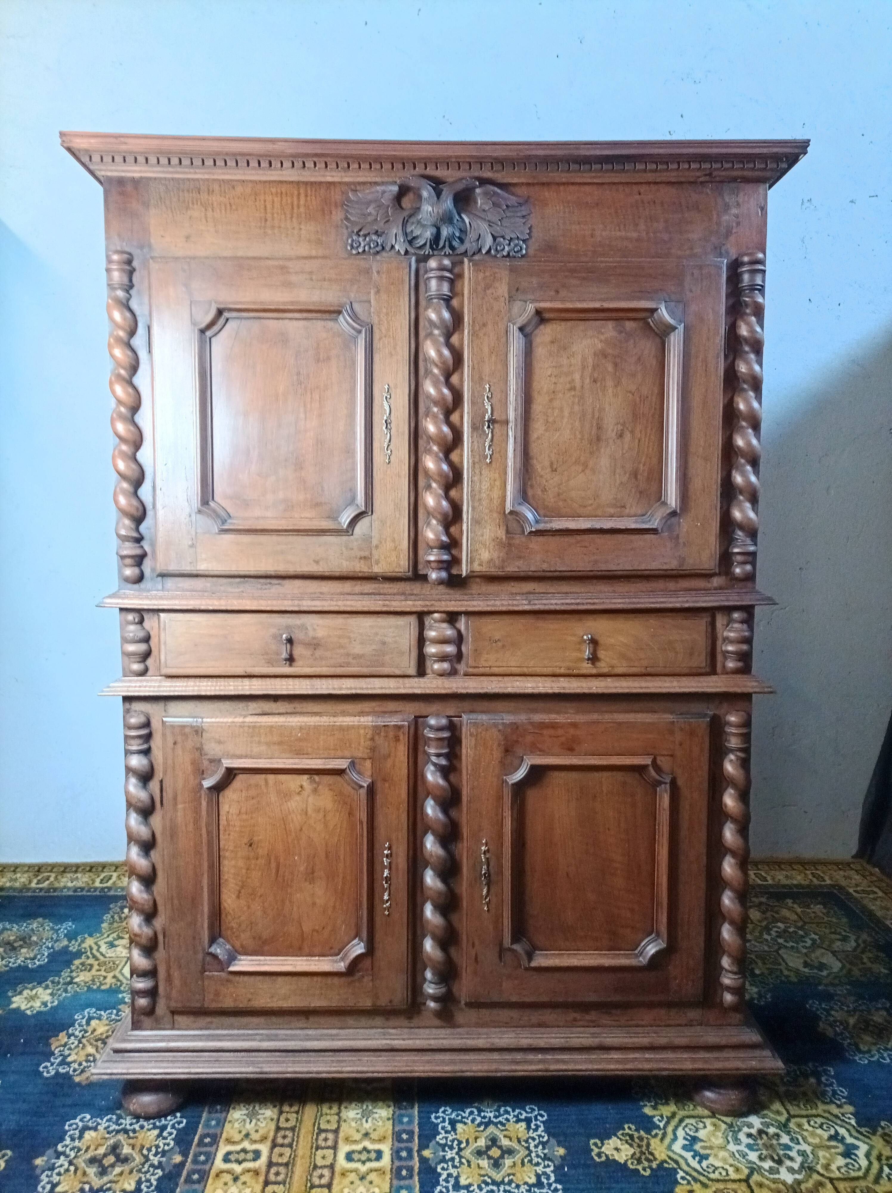 Louis XIII era sideboard in walnut