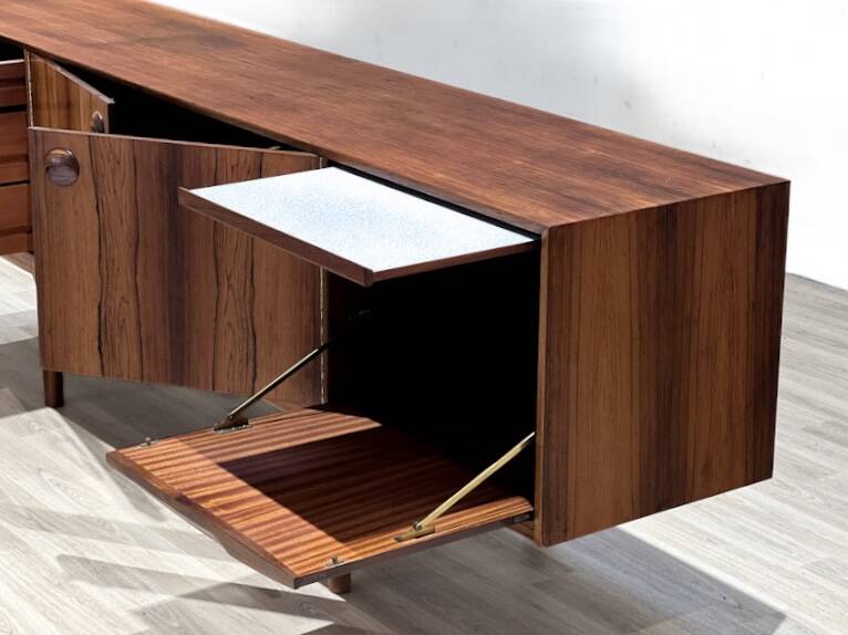 Enfilade vintage en palissandre par Tom Robertson pour McIntosh, Écosse, 1960
