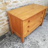 Elm chest of drawers
