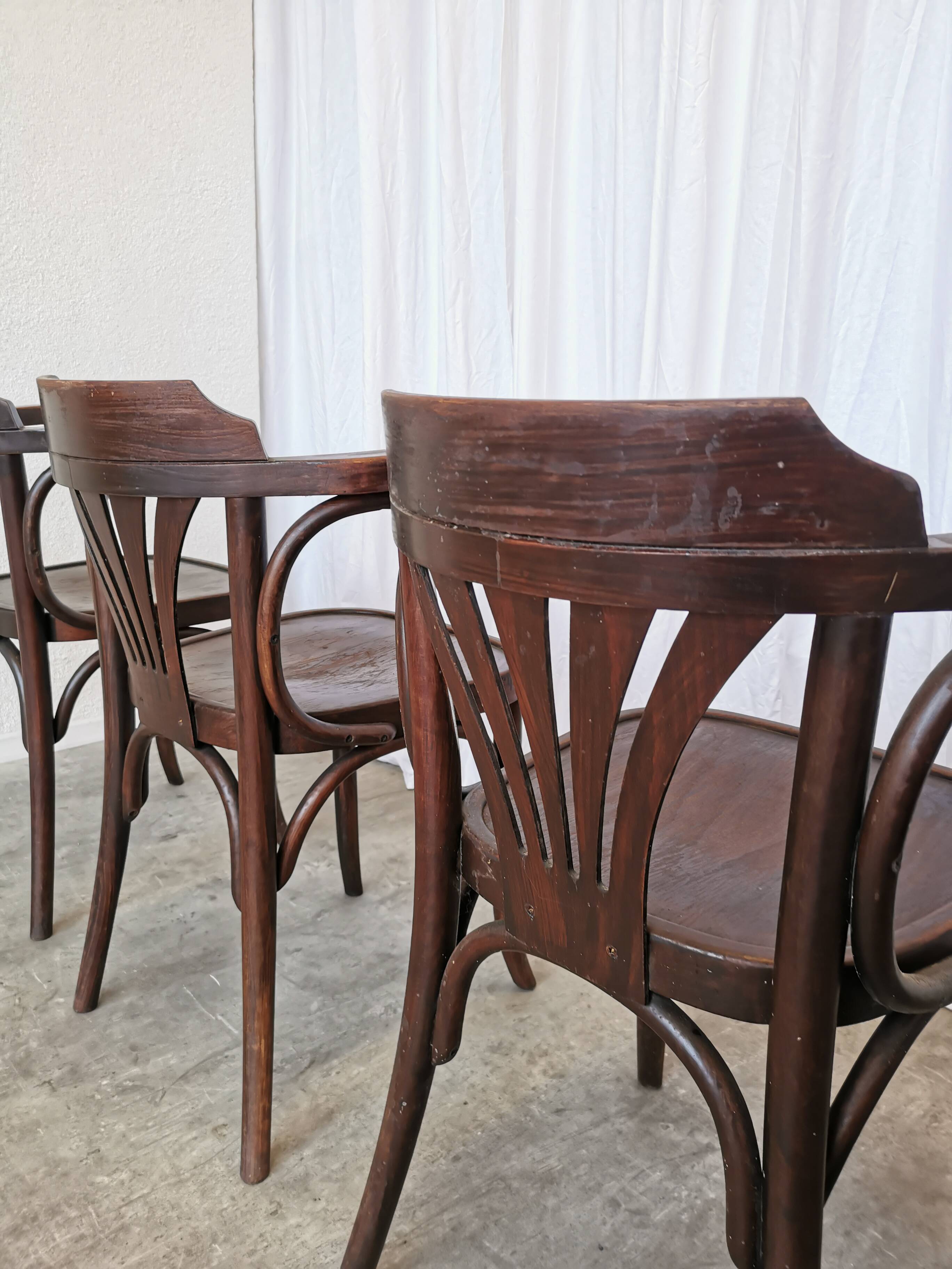 Set of 4 Vintage Bentwood Dining Chair: Mid-Century Thonet Style Armchair