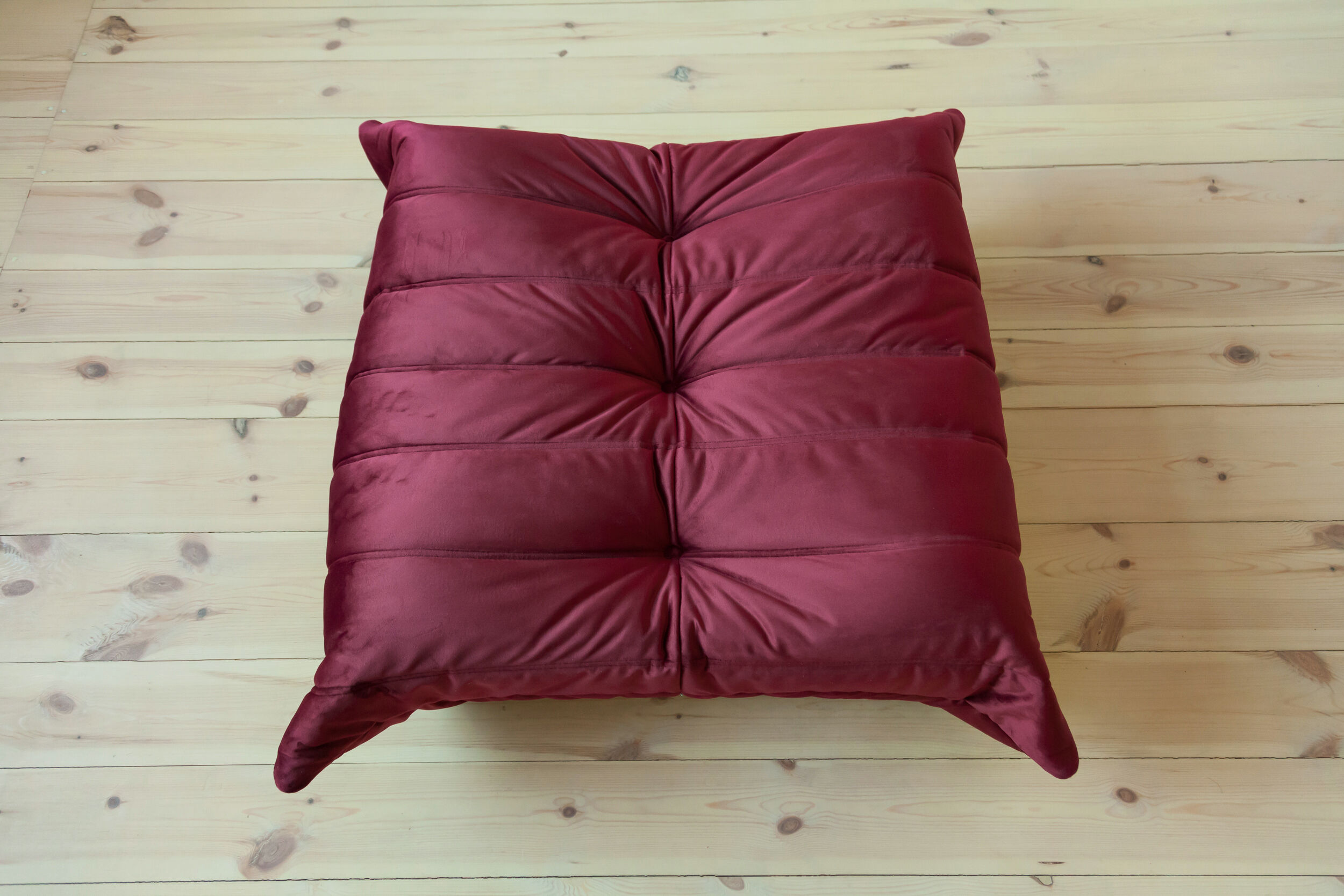 Togo ottoman model designed by Michel Ducaroy 1973