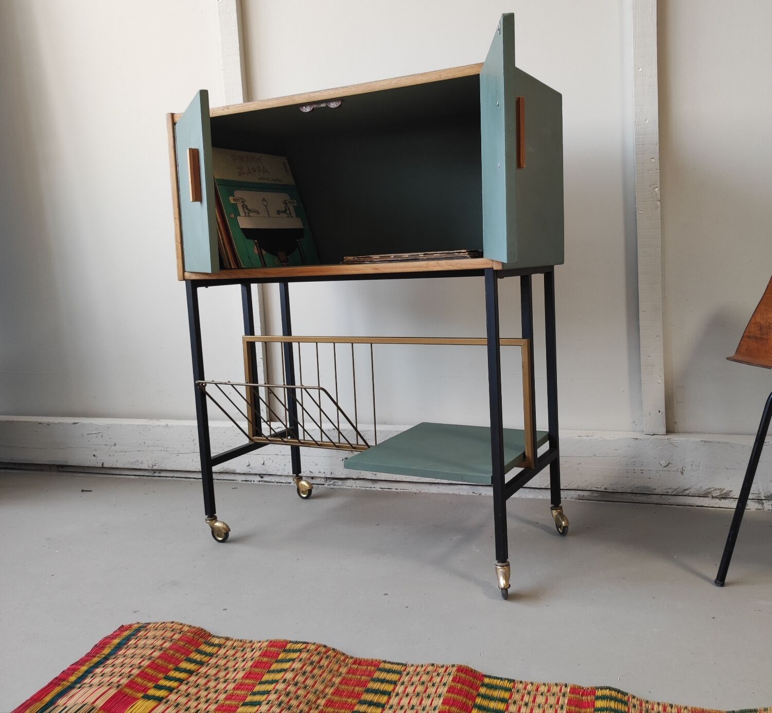 Sideboard furniture for turntable vintage 50's
