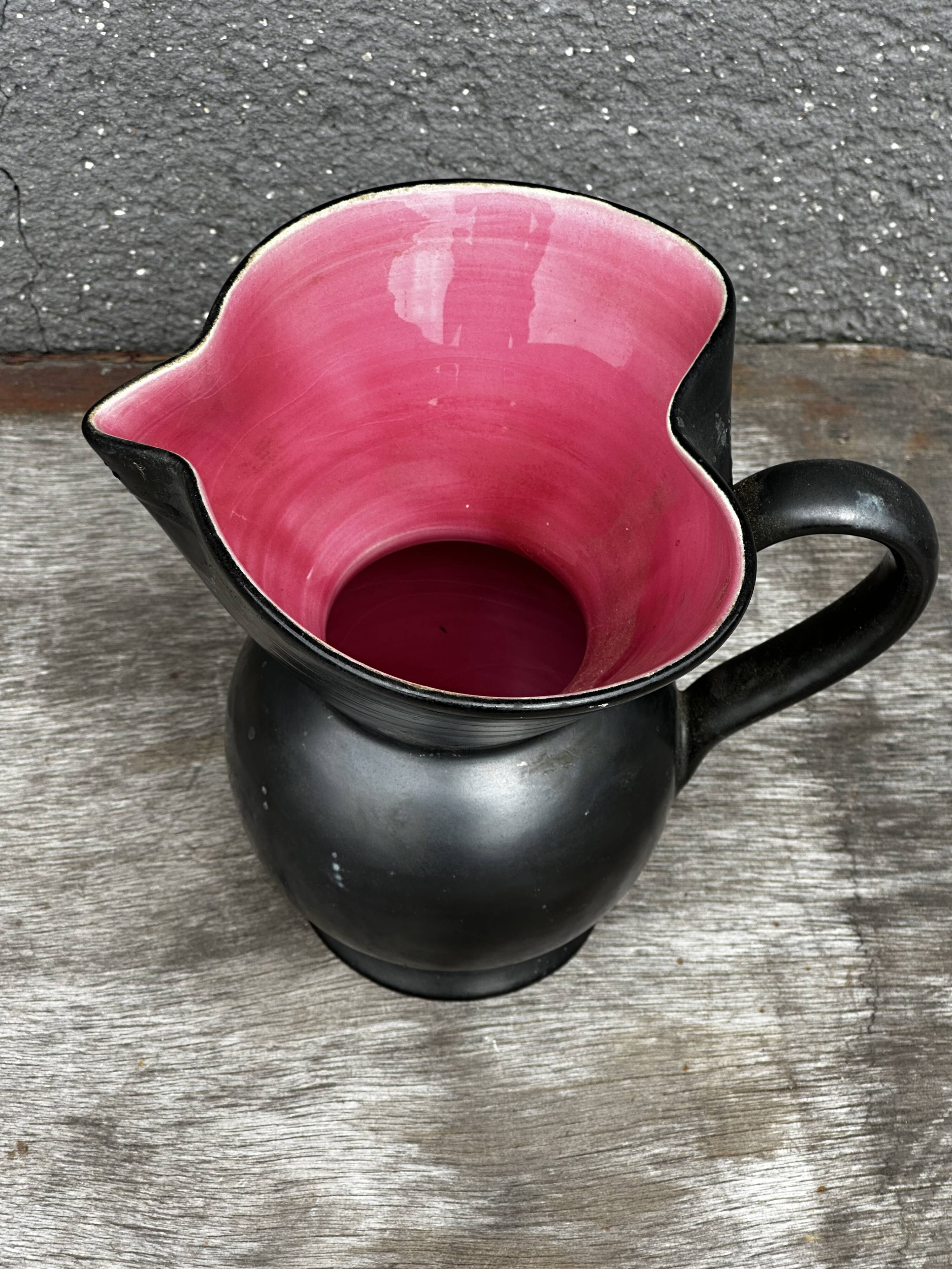 Elchinger Anthracite and Pink Ceramic Pitcher/Vase - Heart-Shaped Neck, 16 cm High