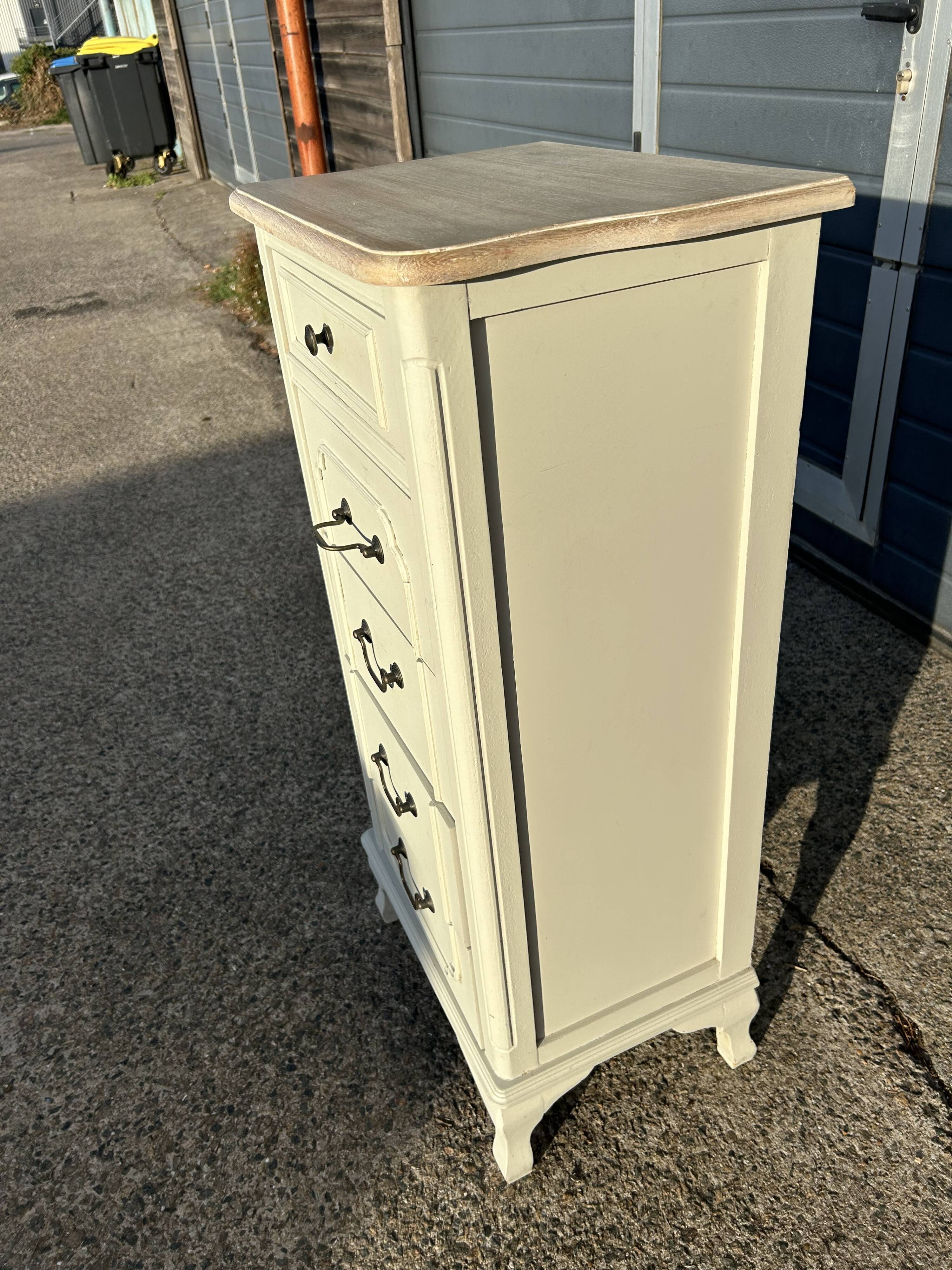 Chiffonnier commode tour de rangement