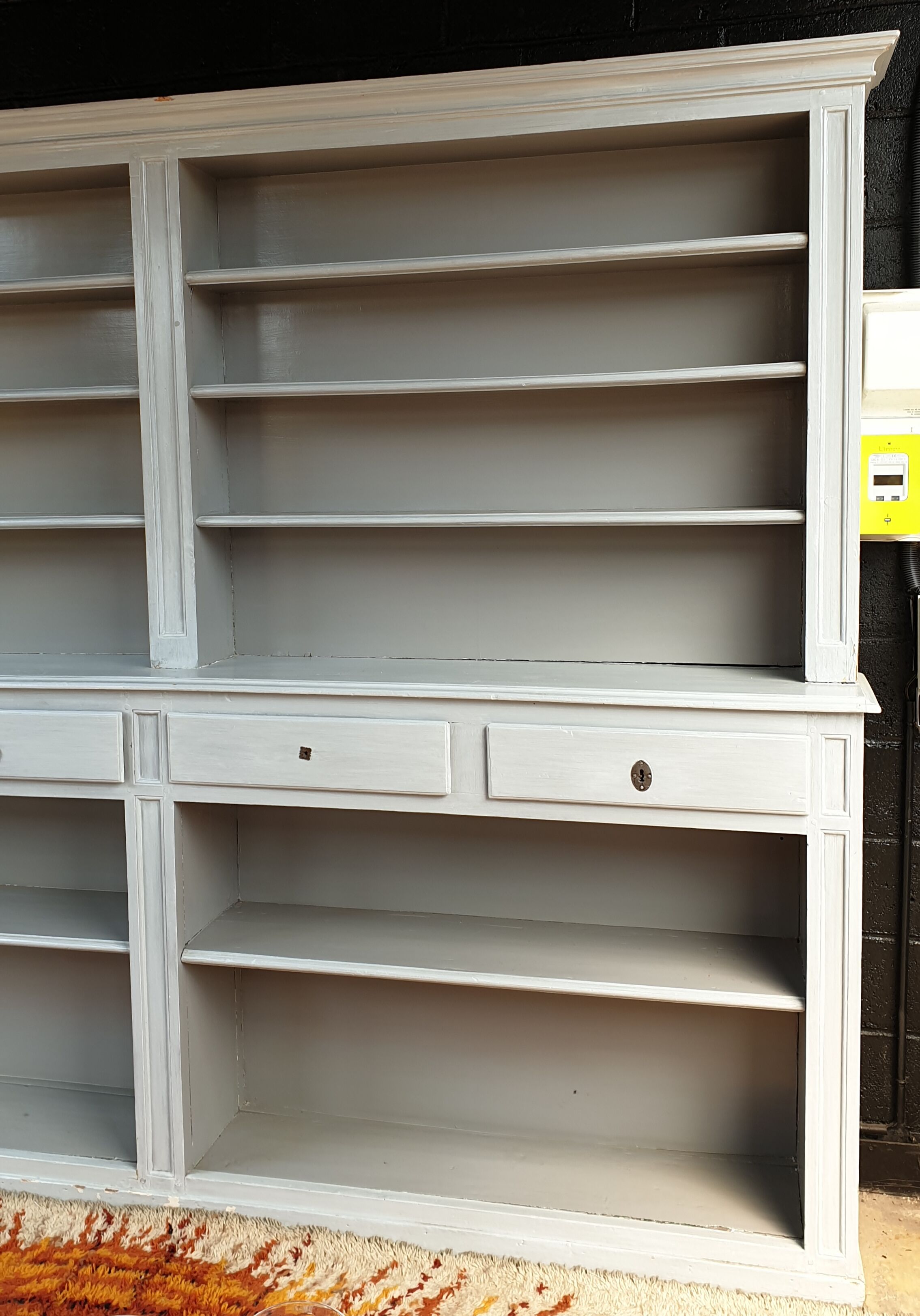 Great bibliotheque old grey patina