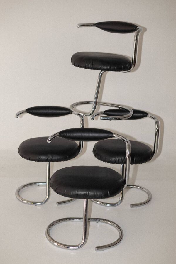 4 chaises cobra de giotto stoppino