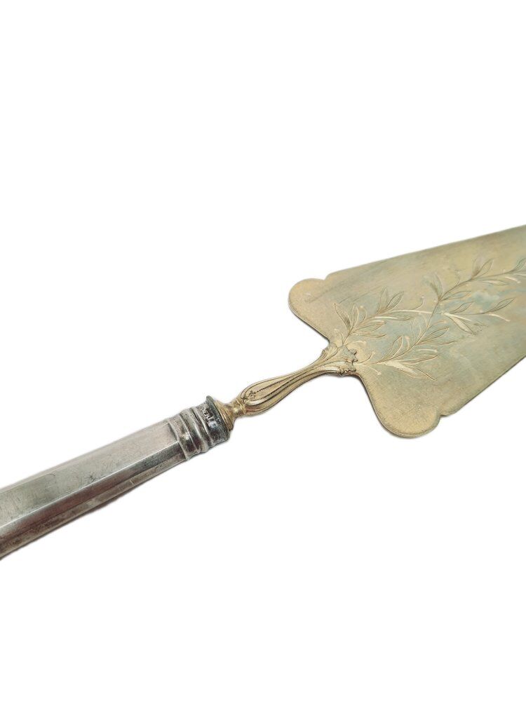 Eclectic silver plated cake shoulder, 1900s