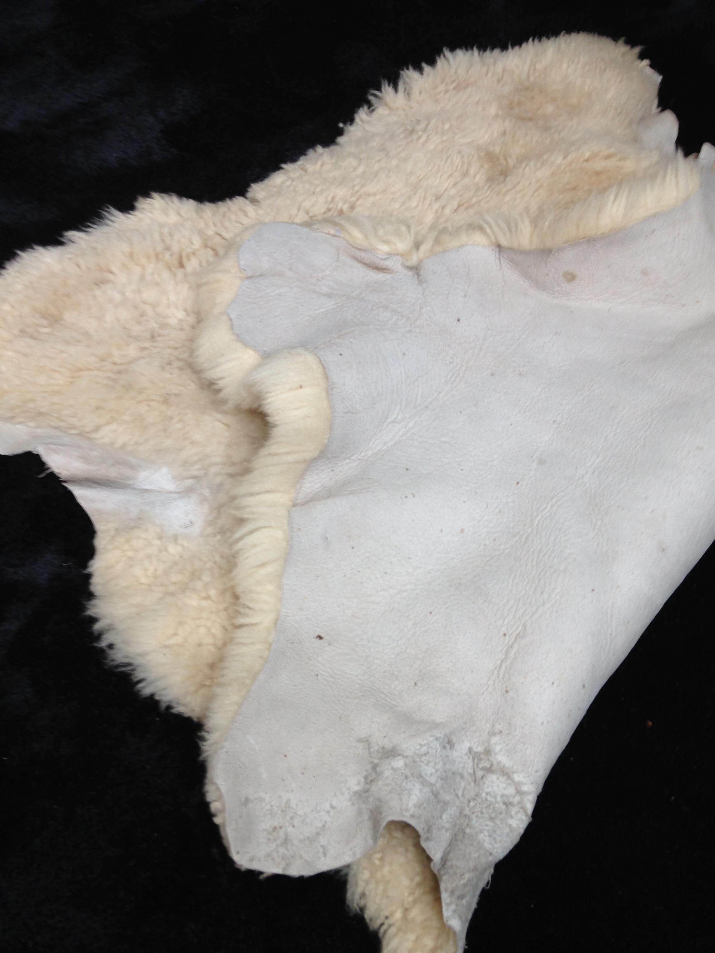 Peau de mouton véritable excellent état Selency