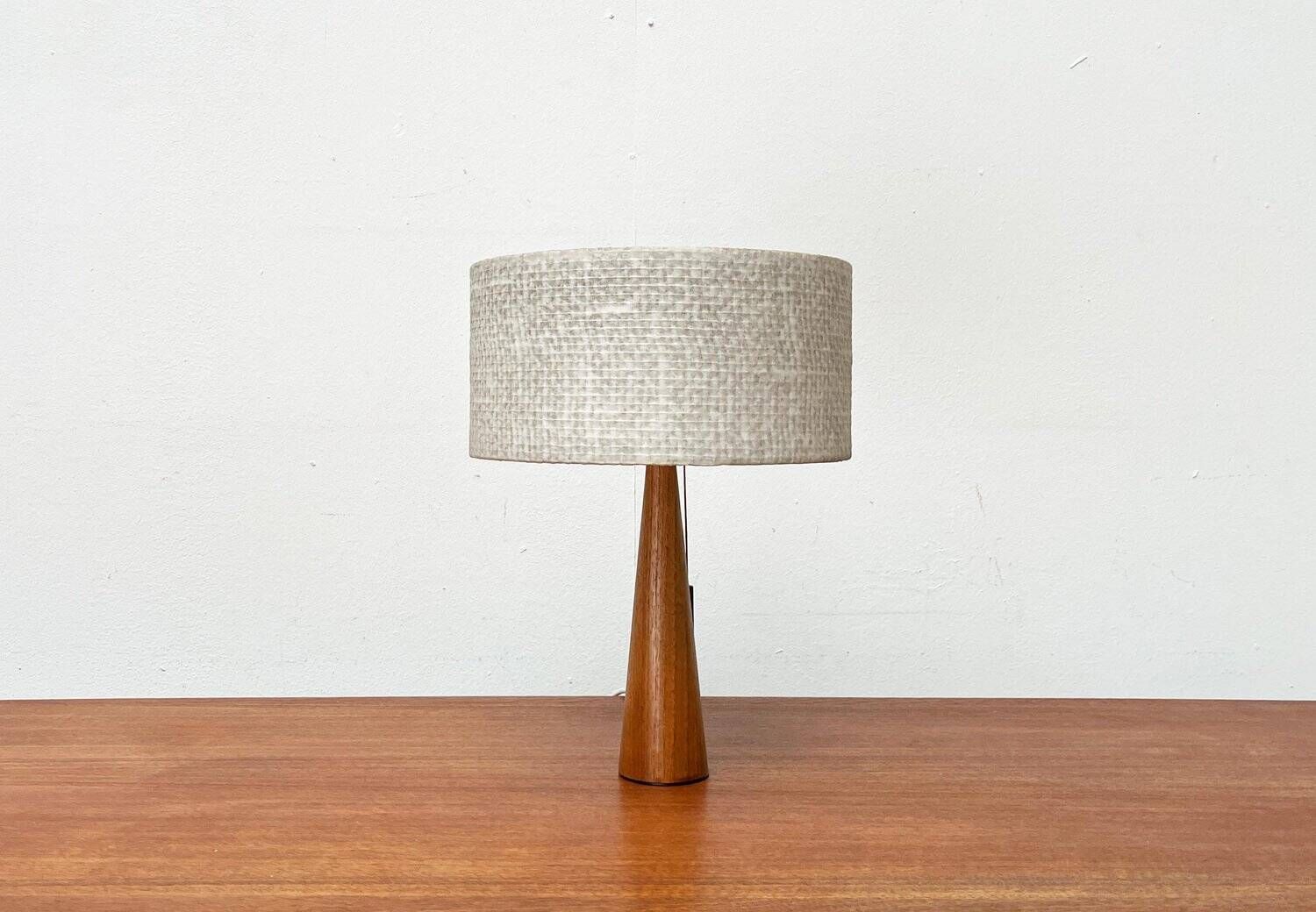 Lampe de table en teck minimaliste du milieu du siècle, années 1960
