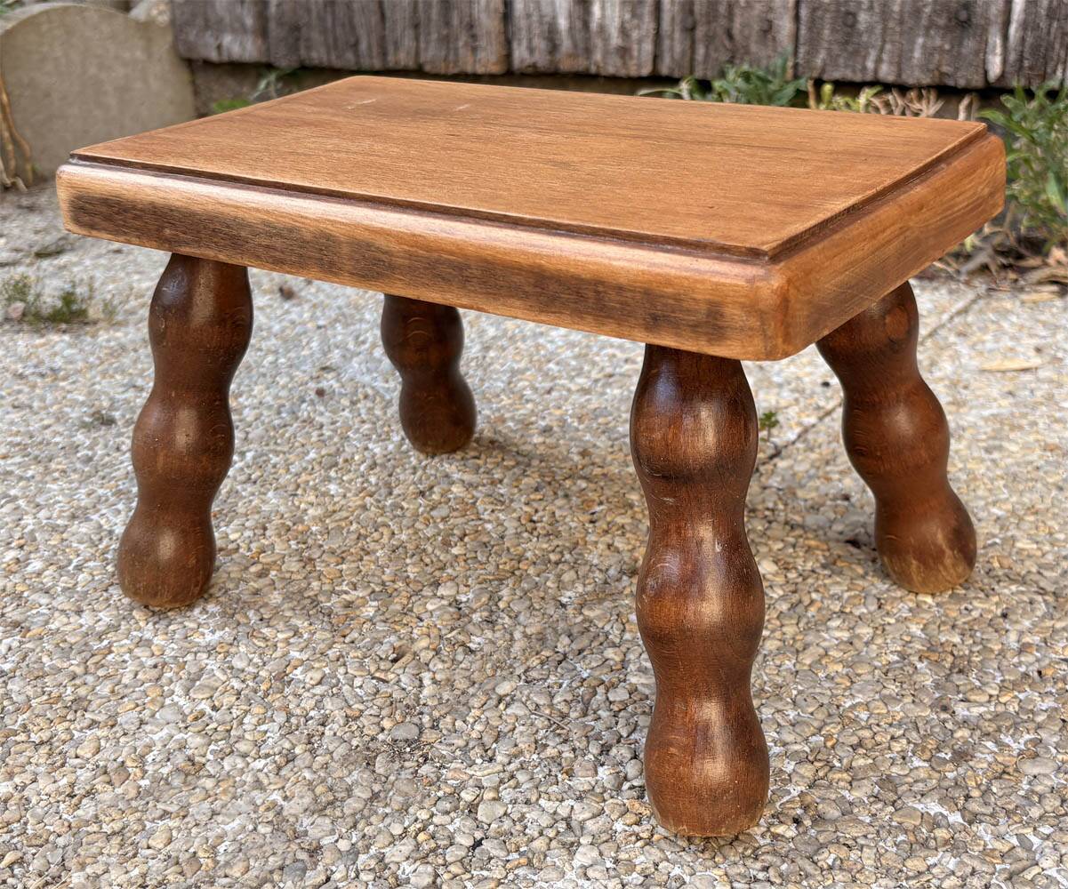 Tabouret, porte pot en chêne massif, années 50
