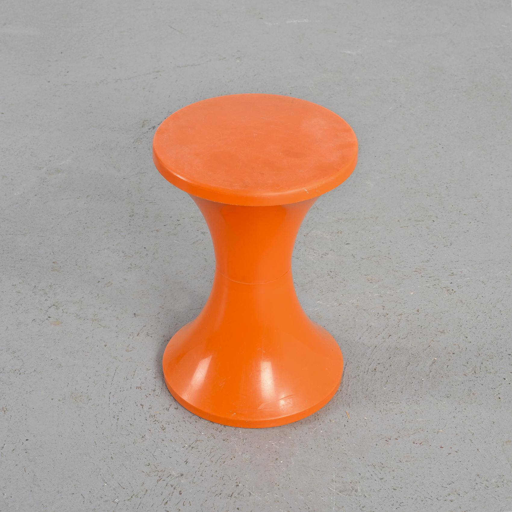 Tabouret Tam Tam orange, années 70