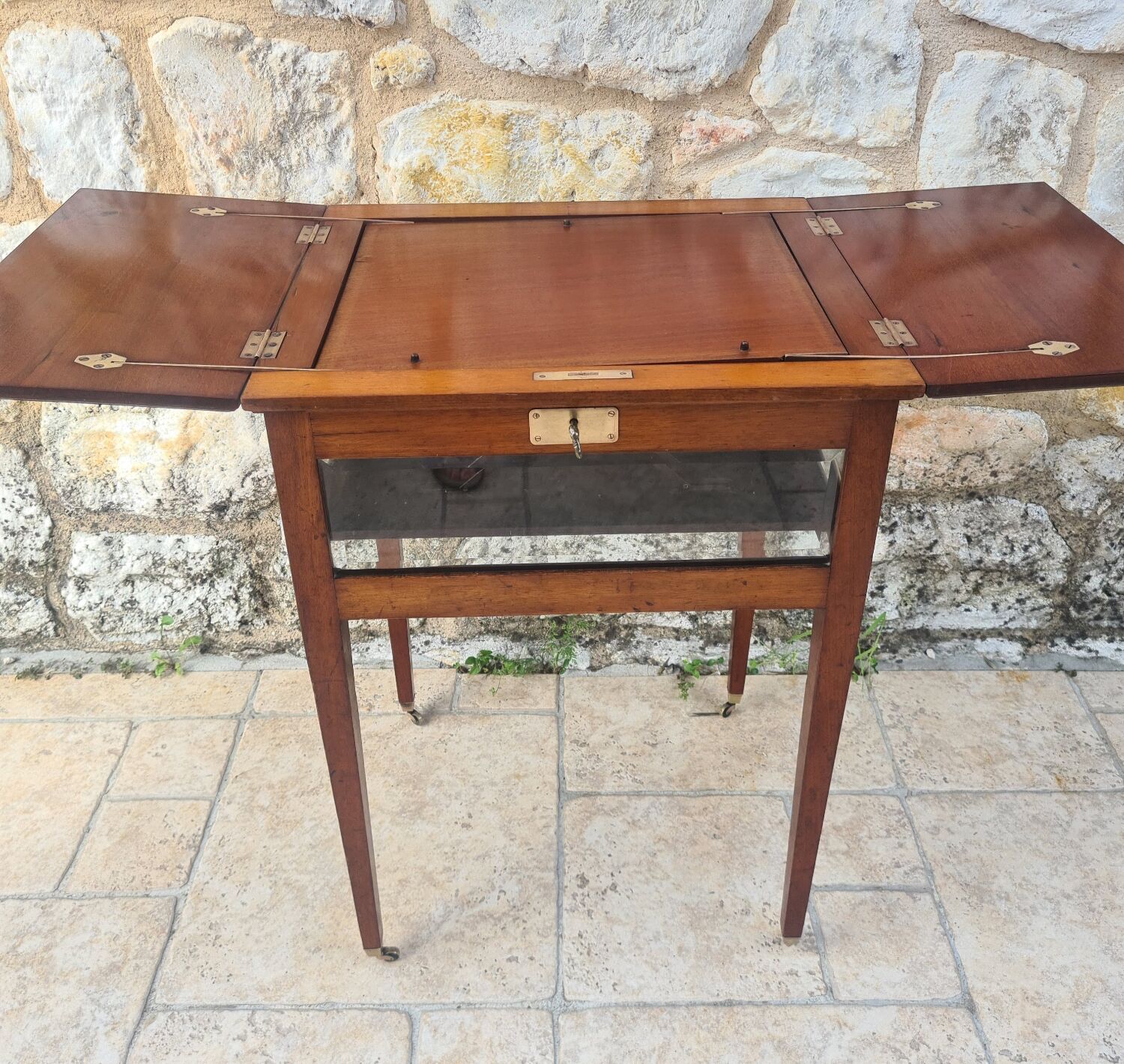 Mahogany tea table