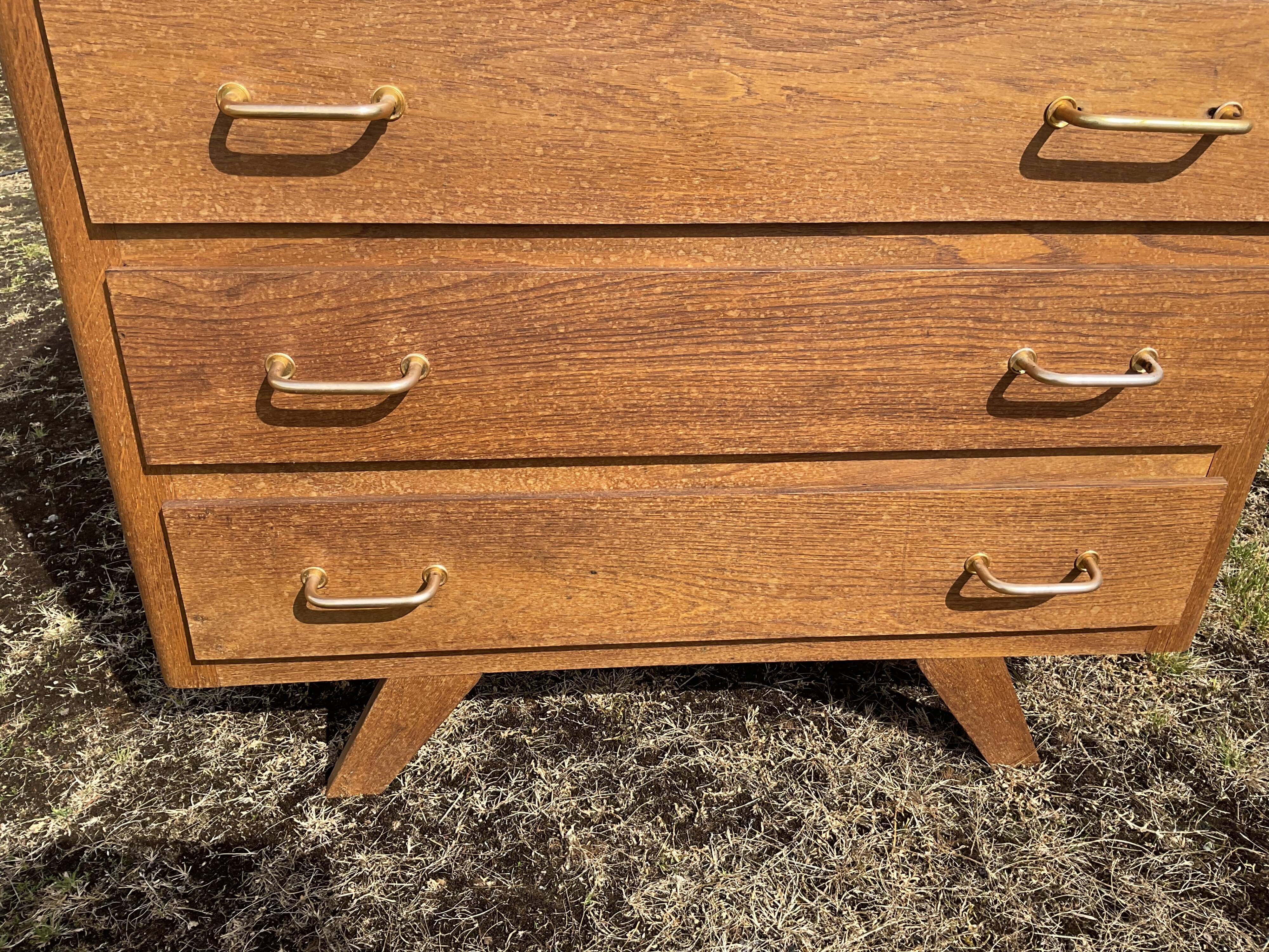 Vintage chest of drawers