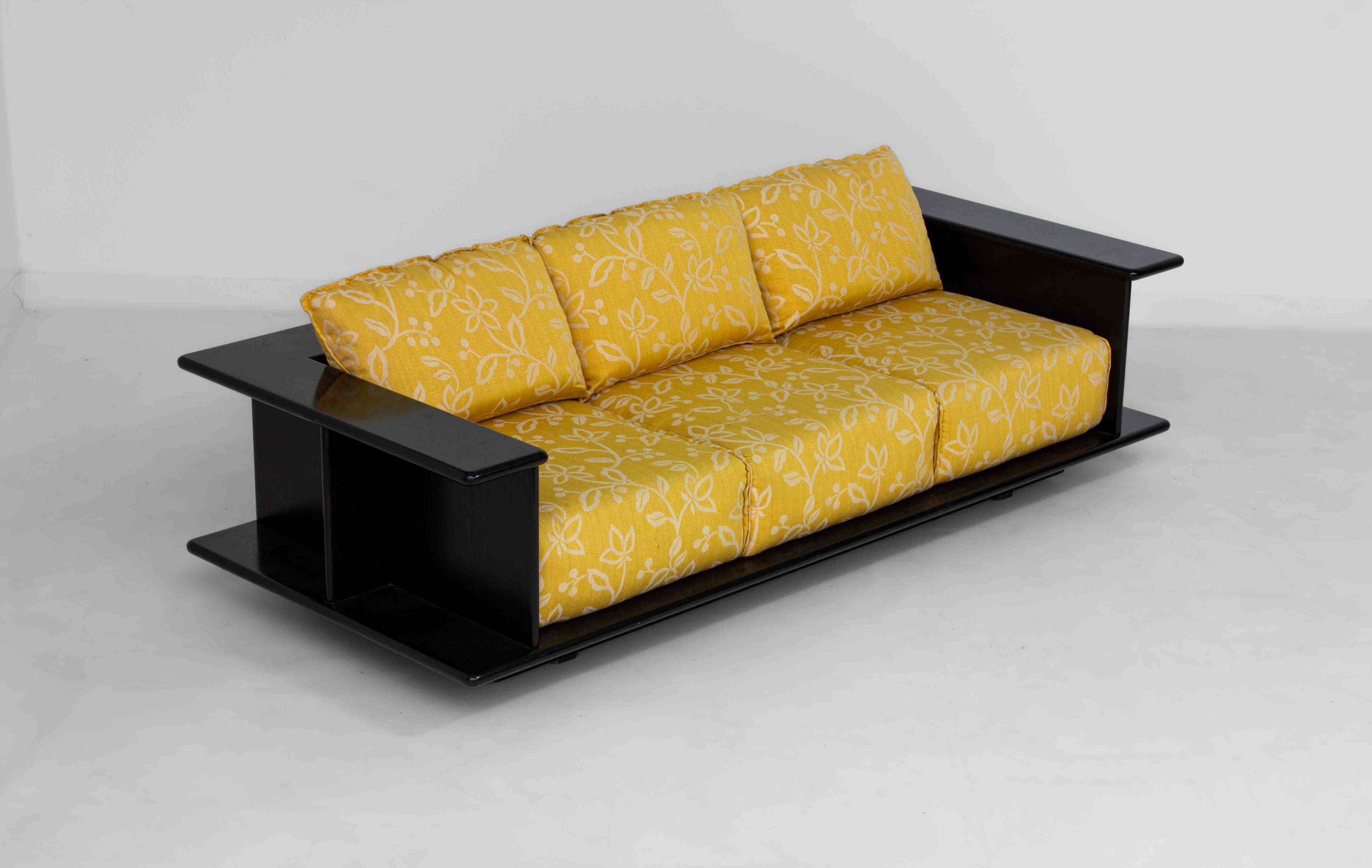 Sculptural 3-seater sofa by Carlo Bartoli, Italy 1970s