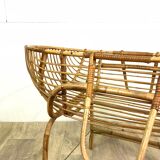 Basket rattan on feet