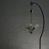 Paavo Tynell for Idman OY, 3-arm chandelier in brass and glass, mid-century, 1940s.